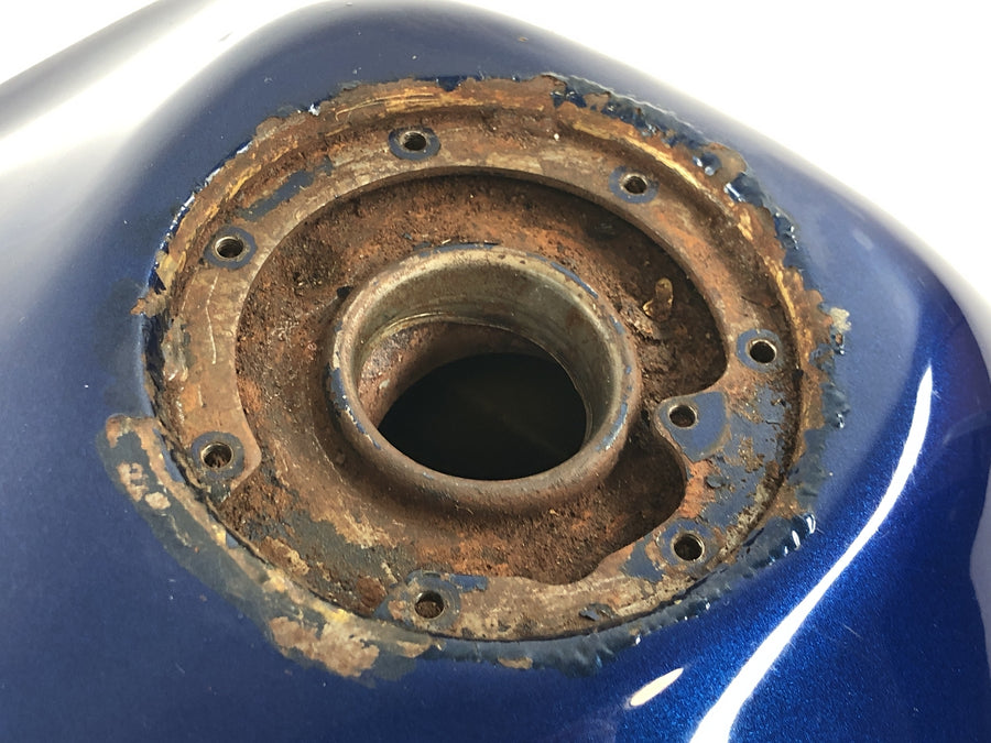 Kawasaki GPZ 1000 RX [1987] - Tank Fuel tank Petrol tank rusty inside