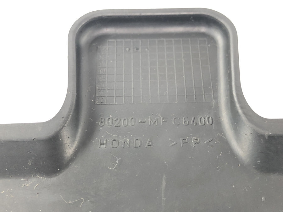 Honda FMX 650 RD12 [2006] - Pare-éclaboussures du panneau intérieur de la sous-structure arrière