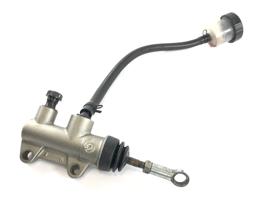 Ducati 1098 S H7 [2009] - brake pump behind