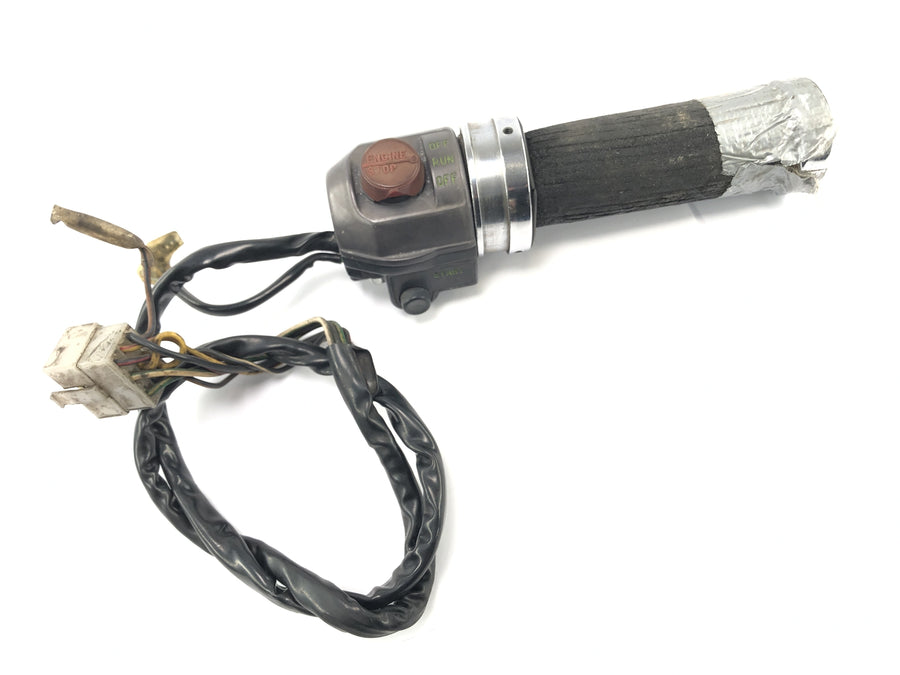 Honda GL 1000 Goldwing GL1 [1978] - Gas grip on the right gas lever throttle handle Kill switch defective
