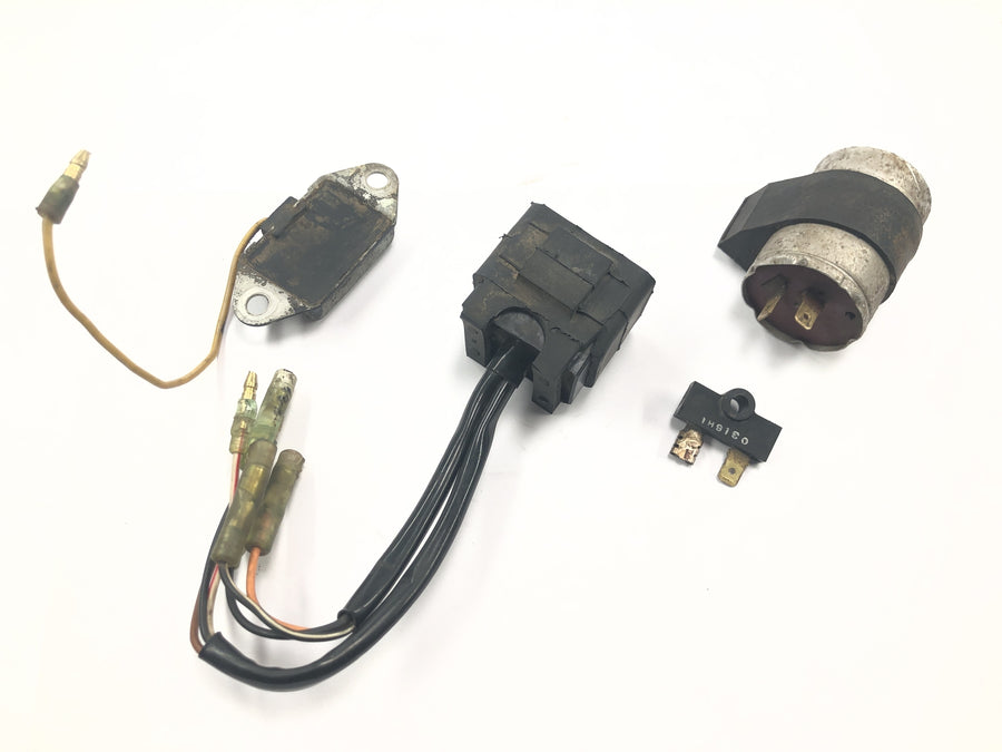 Yamaha DT 175 2K4 [1982] - bundle électronique relais