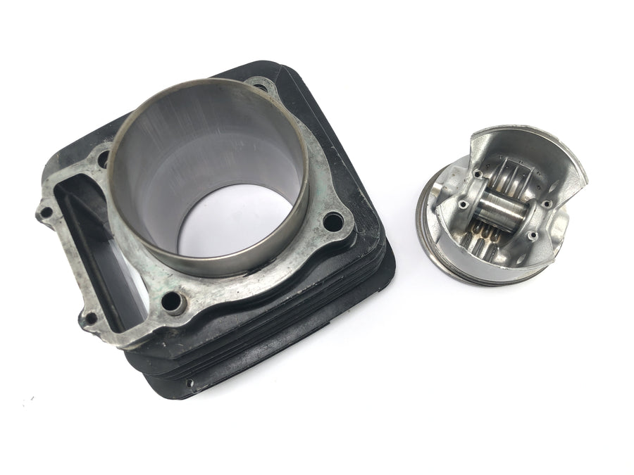 Honda XL 600 RM PD03 [1985] - cylinder with piston