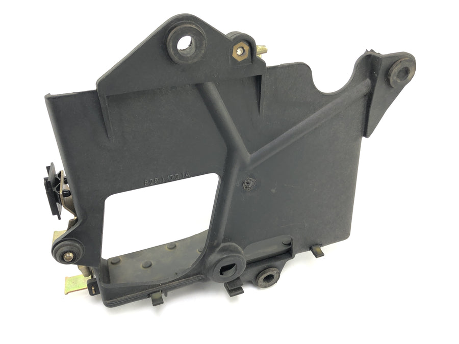 Ducati 900 SS [1991] - Battery box battery compartment