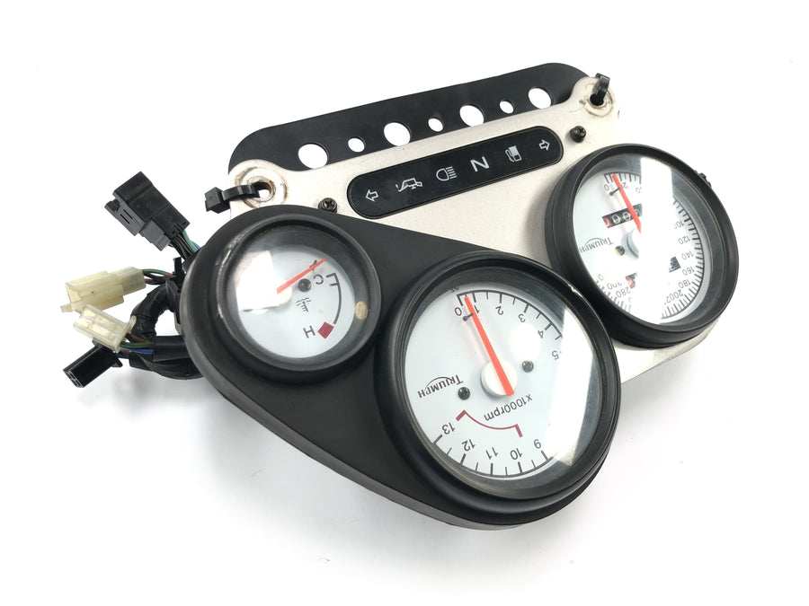 Triumph Daytona 900 T300D [1996] - Speedometer unit cockpit instruments speedometer tachometer