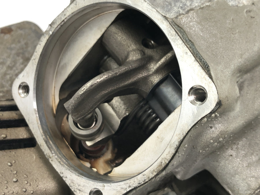 Ducati Multistrada 1000 DS [2003] - Zylinderkopf hinten Ventiltrieb stehender Zylinder