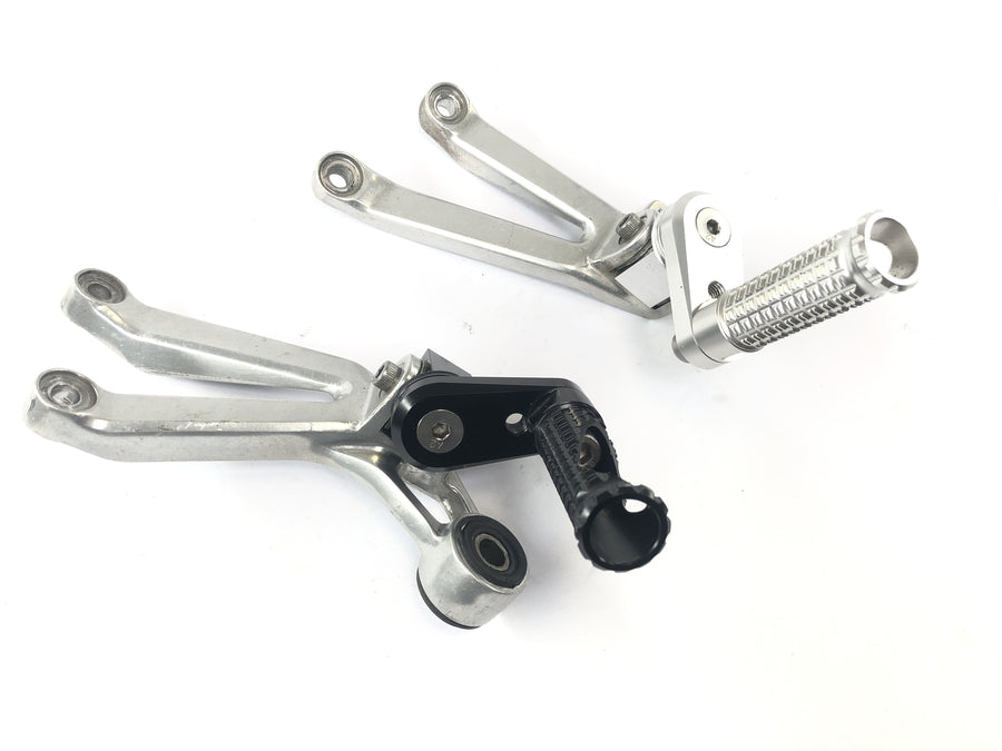 Yamaha YZF R1 RN01 [1998] - Footrests Pediac Set on the right and left