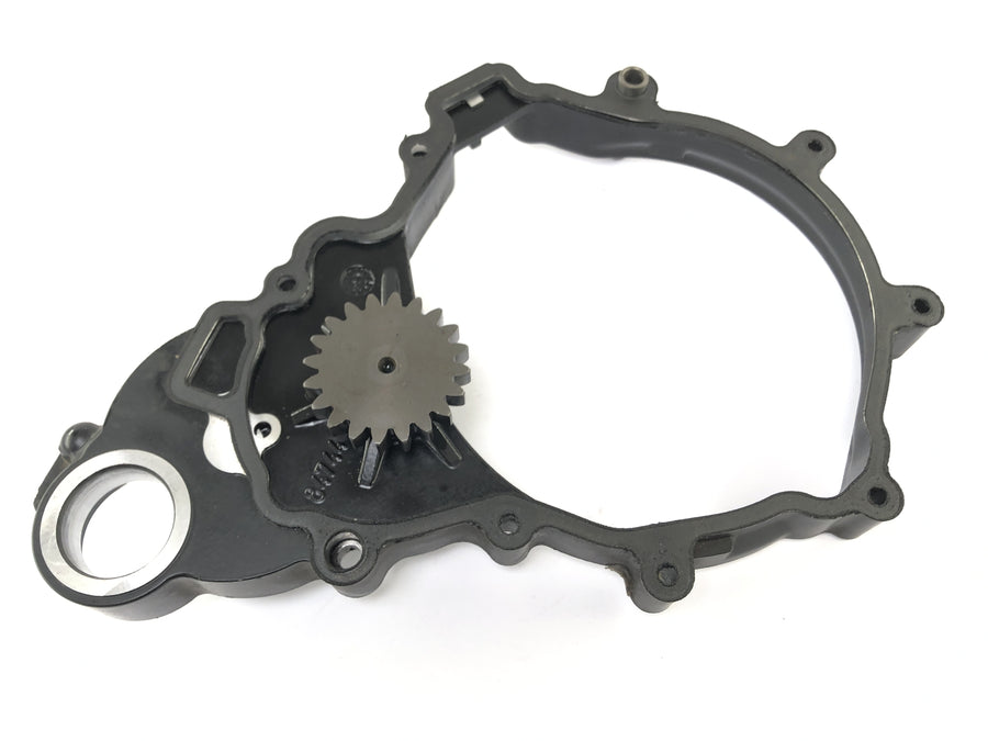 Husqvarna SM 630 A4 [2010] - Cache d'alternateur à l'intérieur du capot moteur