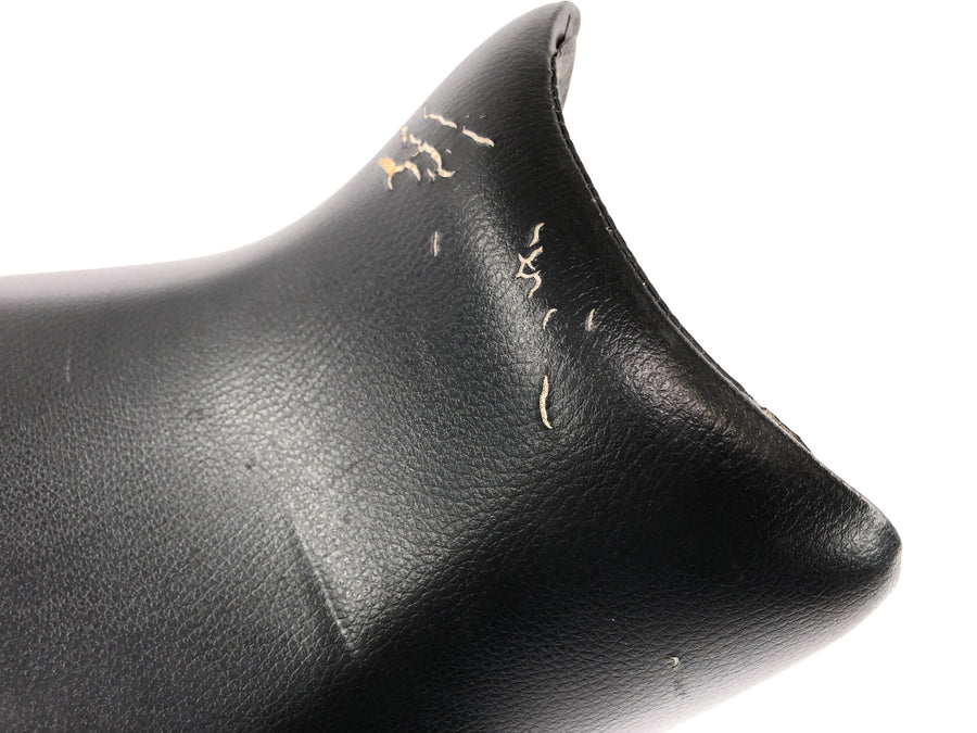 Triumph Daytona 900 T300 [1993] - Bünde motorcycle seat upholstered