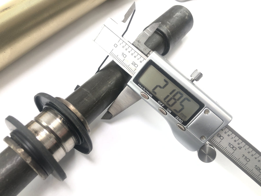 Yamaha Yzf R1 RN01 [1998] - Fork Upsizedown Fork dans l'essieu avant avec axe