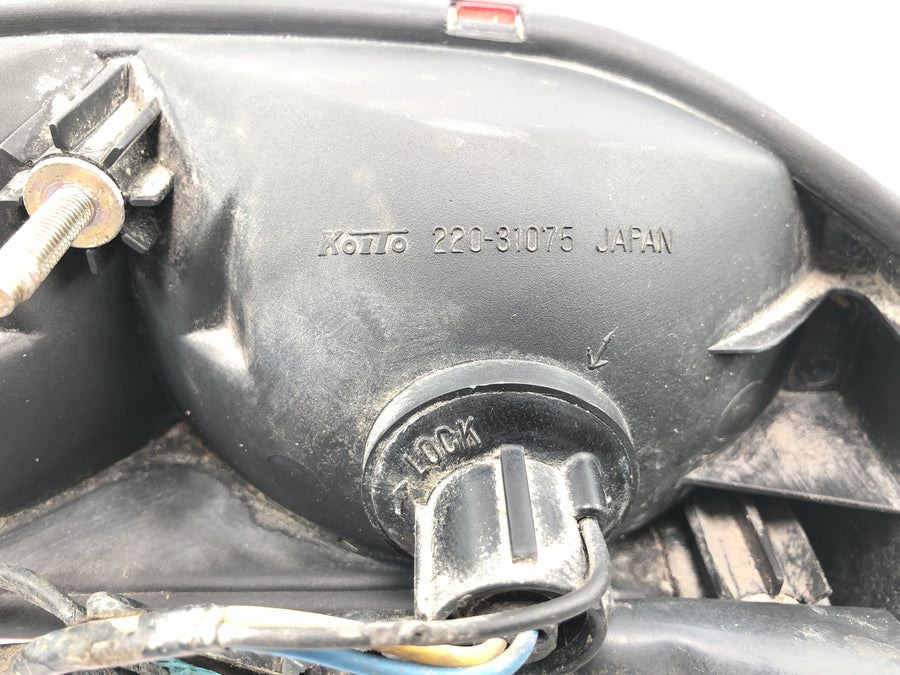 Yamaha GTS 1000 4FV [1997] - Feu arrière avec clignotants