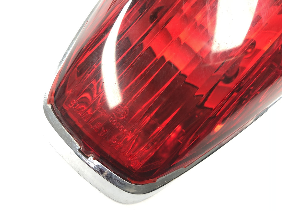 Honda VTX 1800 SC46 [2004] - Rücklicht Bremslicht Heckleuchte komplett Chromgehäuse