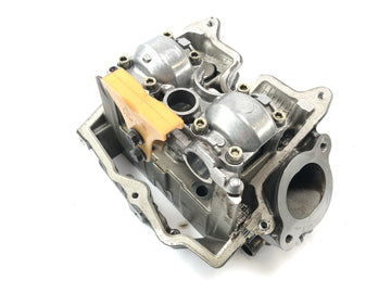 Aprilia RST 1000 Futura [2002] - cylinder head in front