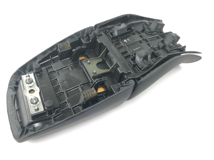 Suzuki GSF 1250 SA Bandit WVCH [2007] - Bench seat driver's seat passenger seat