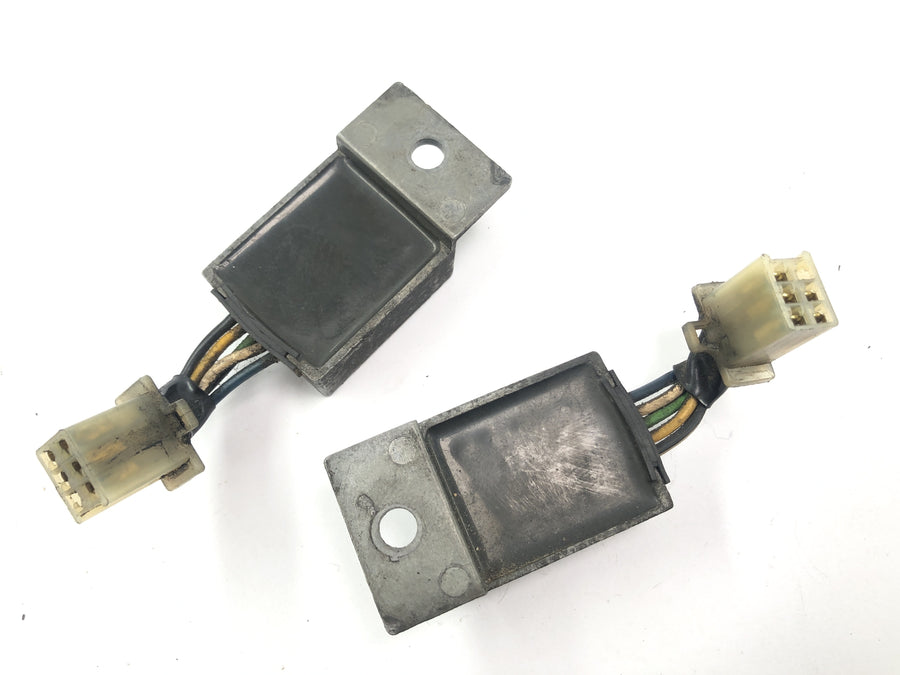 Honda GL 500 Silverwing PC02 [1982] - Spannungsregler Gleichrichter Ladegerätregler Adapter