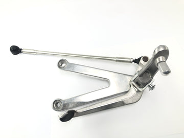 Yamaha YZF R1 RN01 [1998] - Driver's footran on the left with switching linkage lever footrest - 0