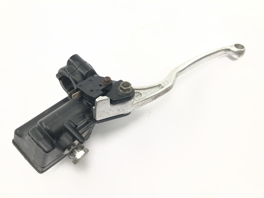 Triumph Adventurer 900 T309RT [1998] - Front brake pump, brake lever, hand brake pump