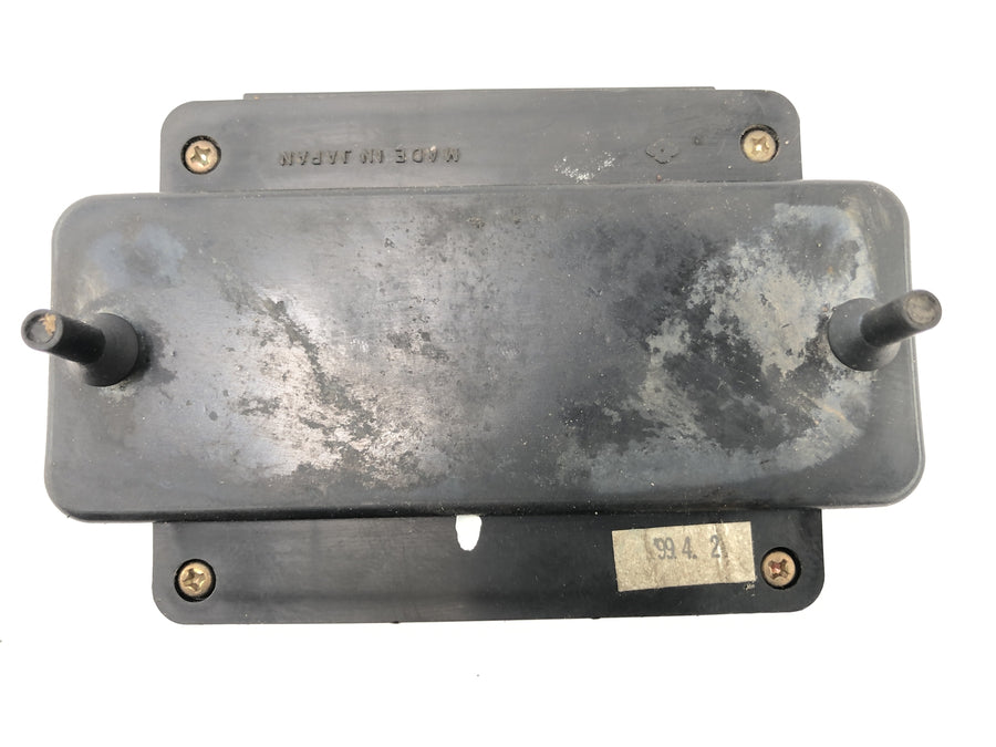 Kawasaki ZR7 ZR750F [1999] - Fuse box fuse box junction box