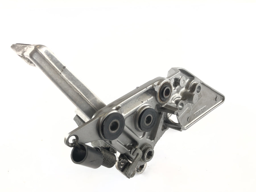 Suzuki Bandit 1200 GV75A [1998] - Footrest Driver's footrest right with brake pedal