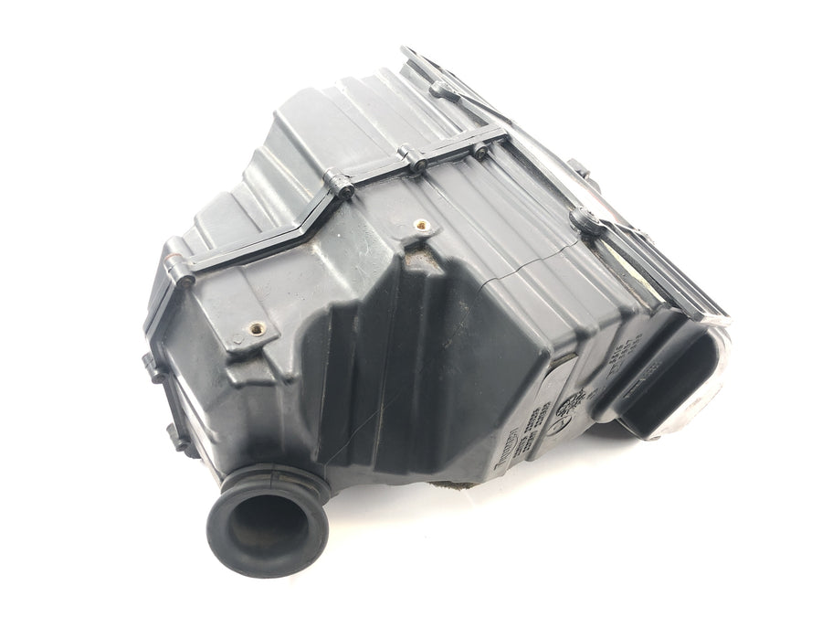 Triumph Tiger 955i 709EN [2003] - Air filter box airbox air filter housing