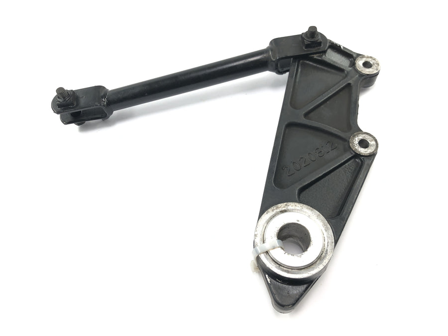 Triumph Adventurer 900 T309RT [1998] - Brake anchor with brake anchor strut, brake caliper mount at the rear