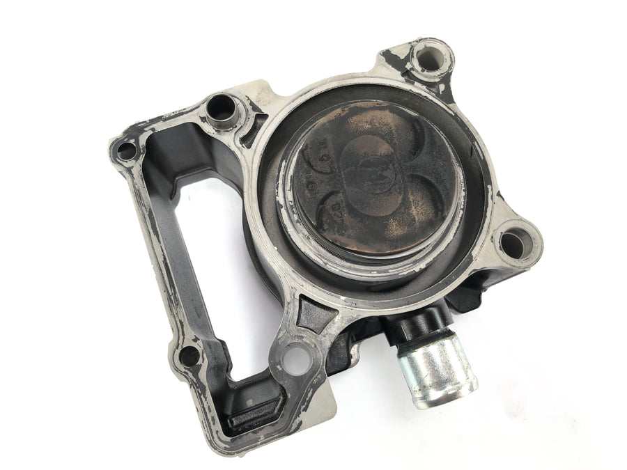 Kawasaki Ninja 125 BX125B [2024] - cylindre avec des pistons