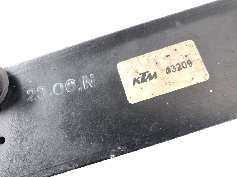 Moto Guzzi Norge 1200 [2006] - oil cooler