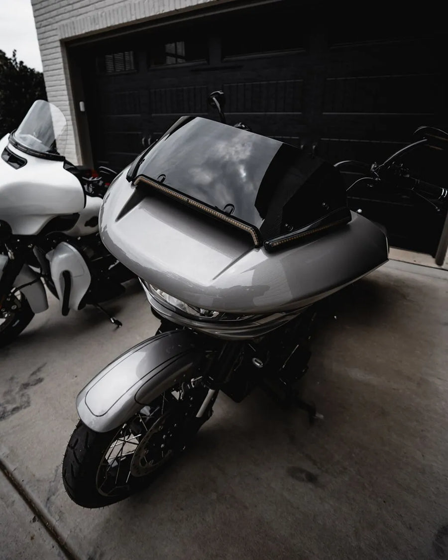 Harley-Davidson Road Glide [CUSTOM DYNAMICS] - Cache pour évent de carénage avec clignotants
