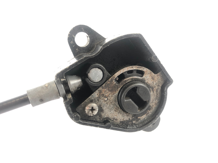 Aprilia RS 125 MPB [2000] - Seat lock