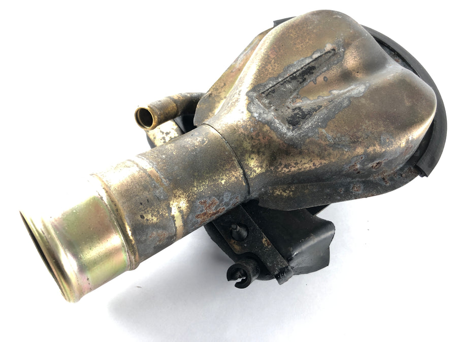 Suzuki Intruder VL 1500 AL [2000] - tank filler neck