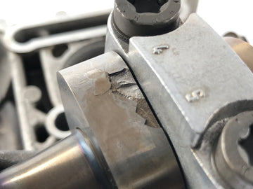 BMW R 1200 C 259C [1998] - Camshaft bracket left camshaft defective - 0