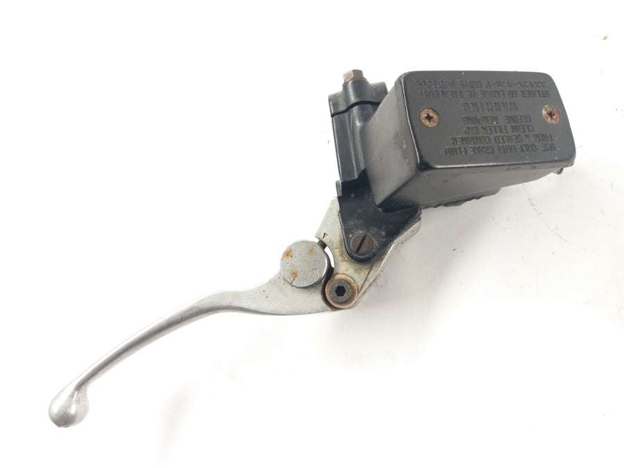 Suzuki GSXR 1100 GV73A [1992] - Front brake pump with brake lever