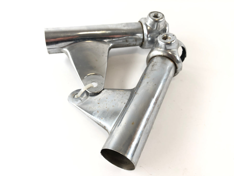 Honda GL 1000 Goldwing GL1 [1977] - Headlight mount