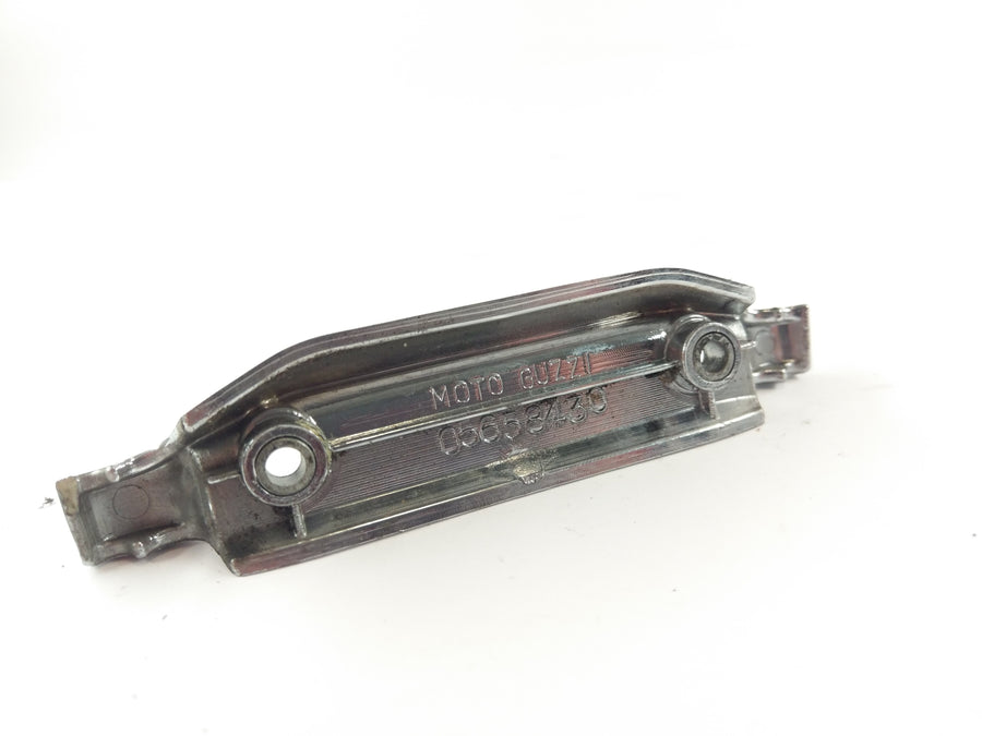 Moto Guzzi Stelvio 1200 4V [2008] - Cover brake line front emblem