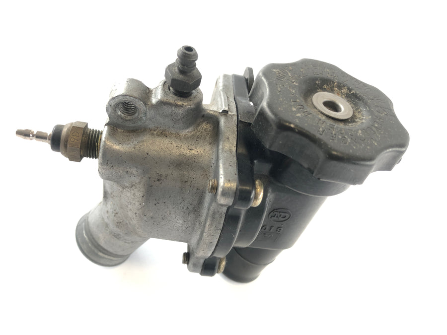 Kawasaki ZRX 1200 S ZRT20A [2003] - Radiator filler neck with thermostat