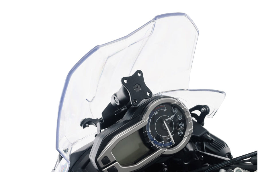 Triumph Tiger 800 XR [2017] - Navi holder in the cockpit – picture 5