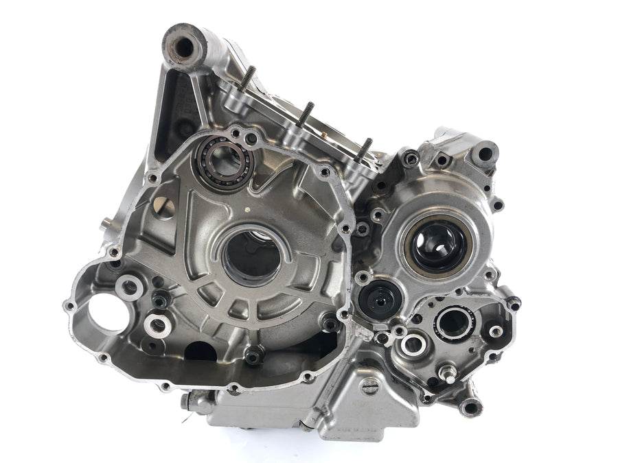 Suzuki DL 1000 V-Strom [2006] - Carter moteur vide