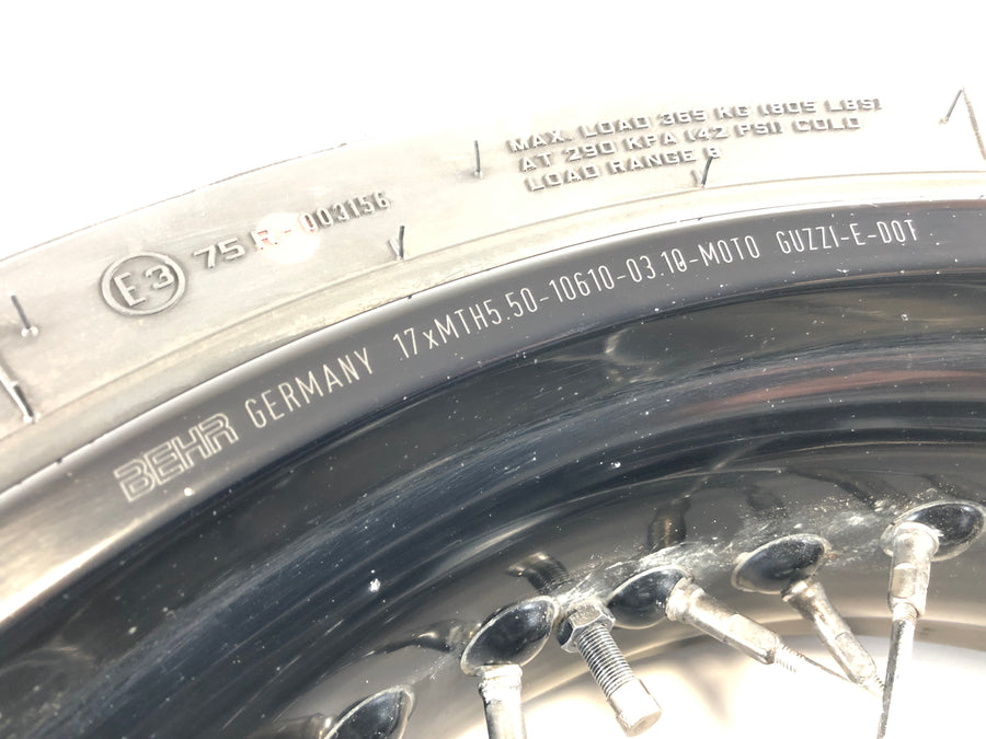 Moto Guzzi Stelvio 1200 8V [2011] - Rear wheel rim wheel detail view