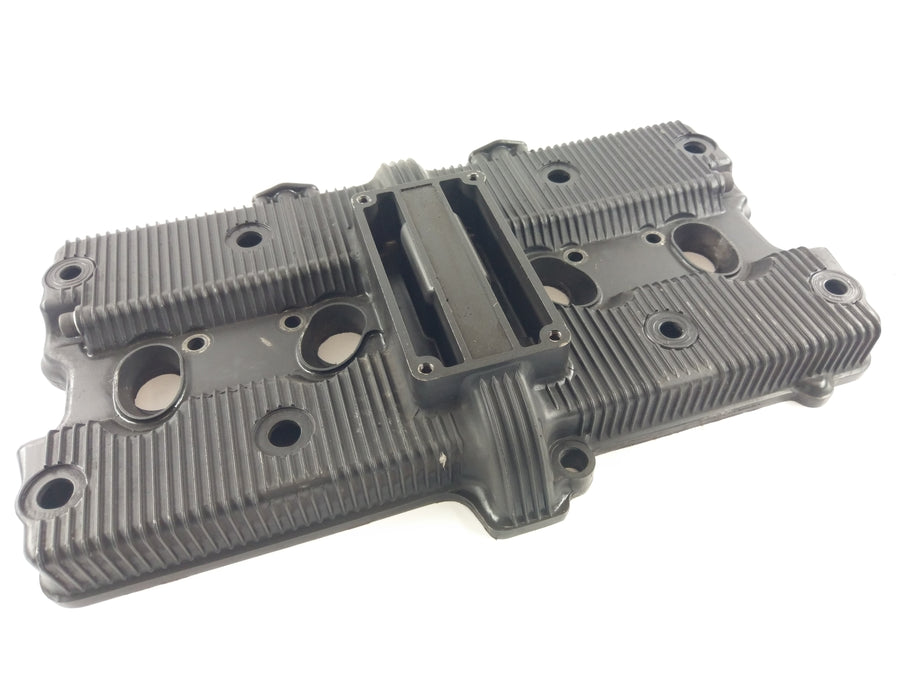 Suzuki GSXR 1100 GV73A [1992] - Valve cover engine cover