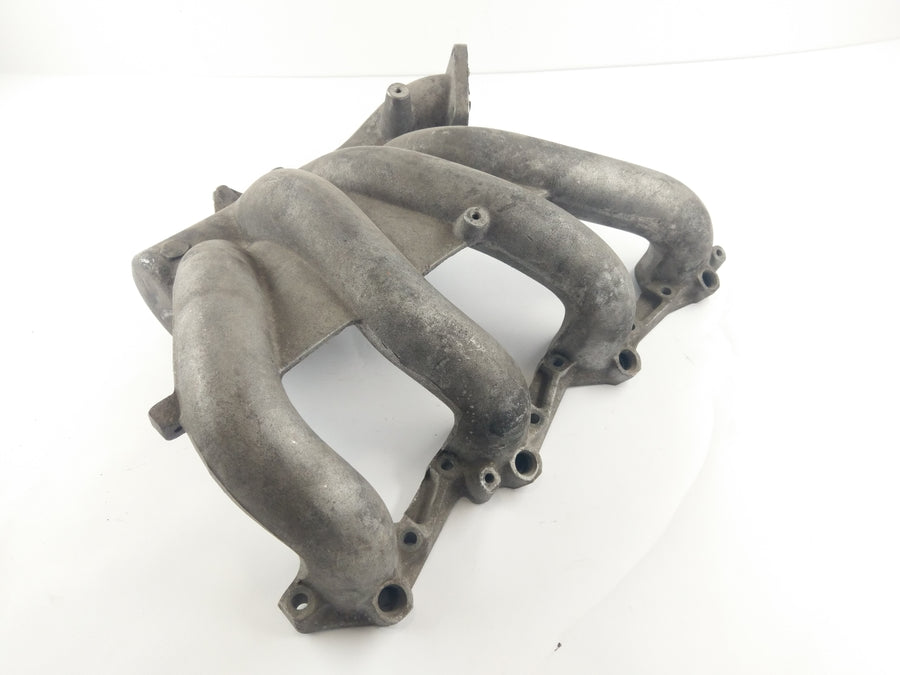 Porsche 944 Turbo [All years] - Intake manifold