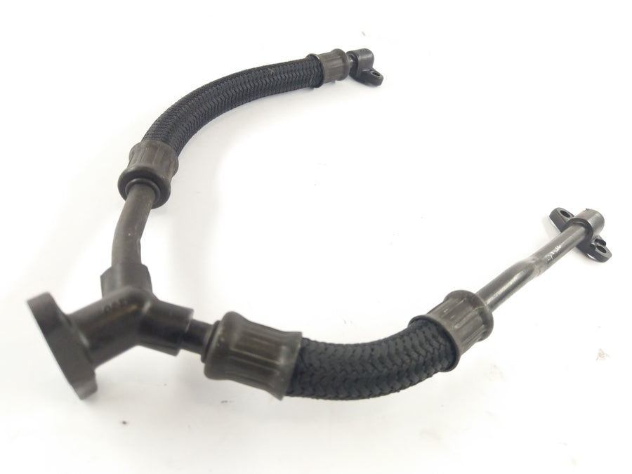 Suzuki GSXR 1100 GV73A [1992] - Oil pipe