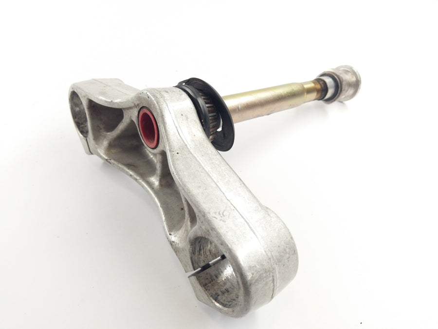 Triumph Daytona 955i T595 [1998] - lower triple clamp