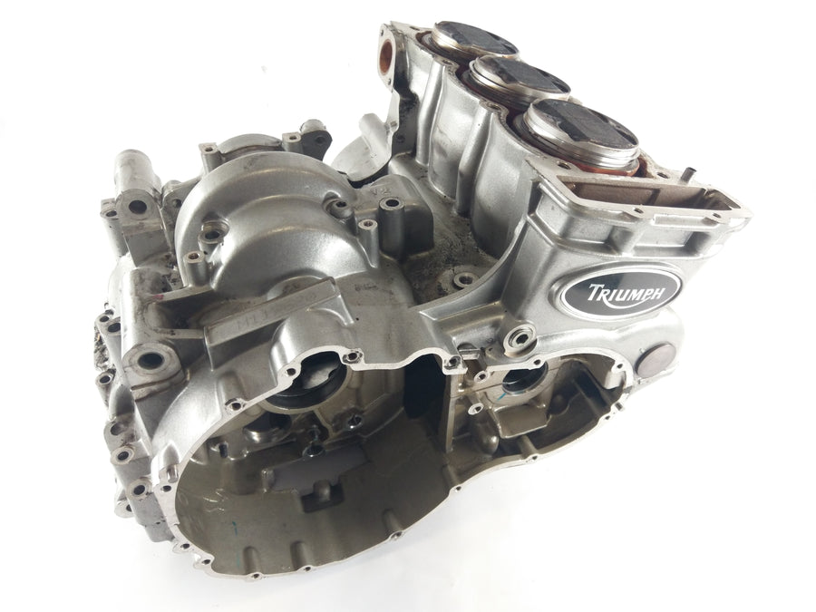 Triumph Sprint 955i RS T695 [2000] - Engine housing empty housing with piston