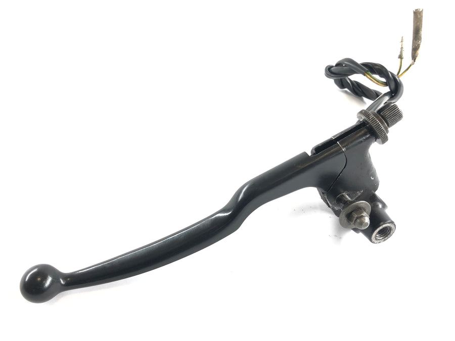 Suzuki DR 750 S SR41B [1988] - Clutch fitting with clutch lever