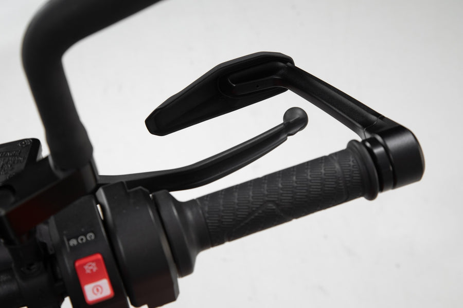 KTM 790 Duke [2022-2024] - lever protector with wind deflector - picture 6