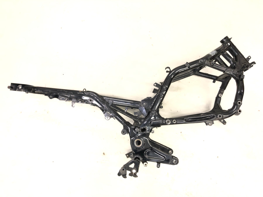Honda ST 1100 SC26 Pan European [1990] - Cadre avec papiers