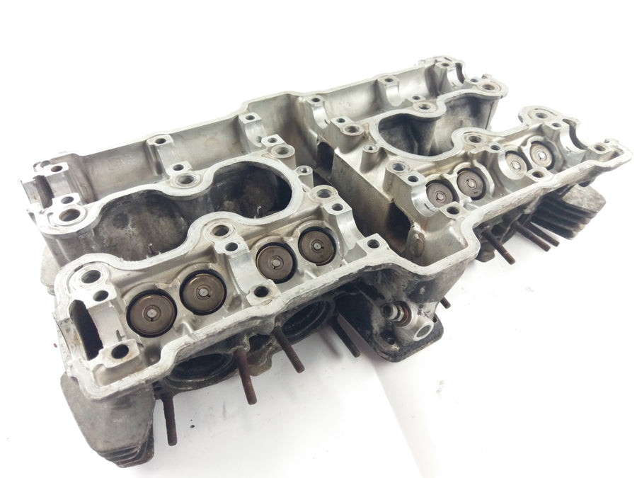Honda CB 900 F Boldor SC01 [1981] - Cylinder head