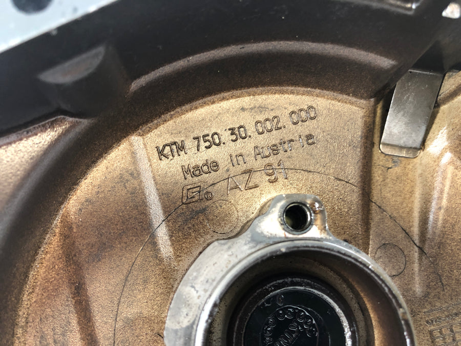 KTM Duke 690 A3 [2012] - Cache alternateur Cache moteur