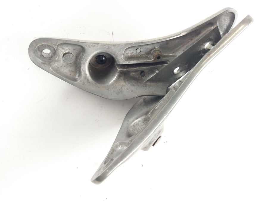 Triumph Thunderbird 900 T309RT [1995] - Bracket rear fender indicator mount