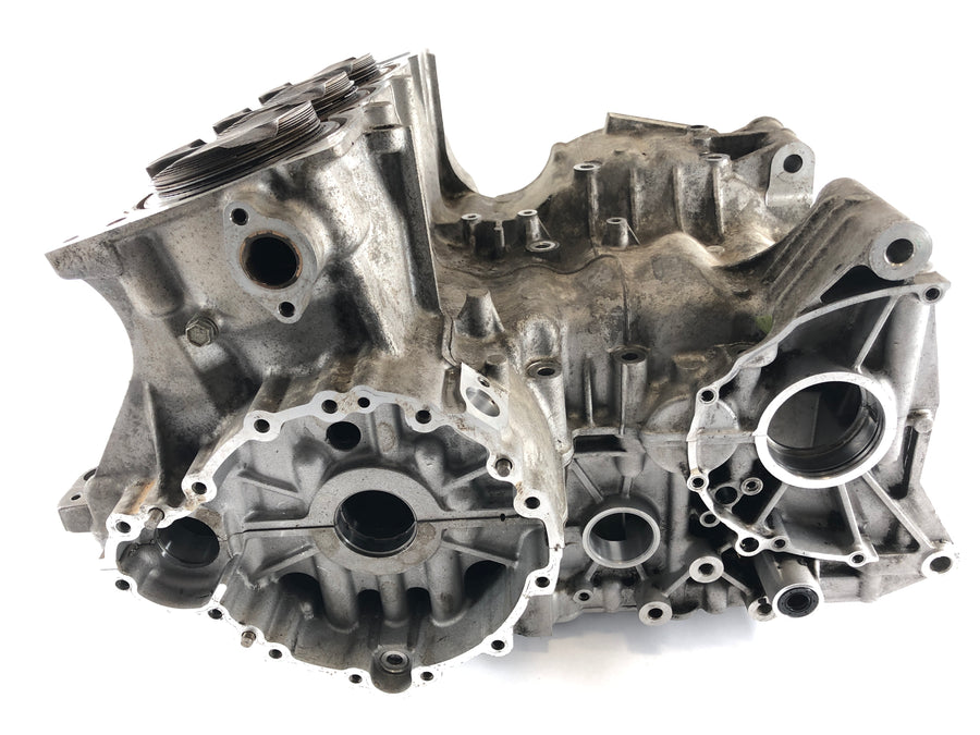 Triumph Daytona 955i T595 [2001] - Engine housing with cylinder and liners