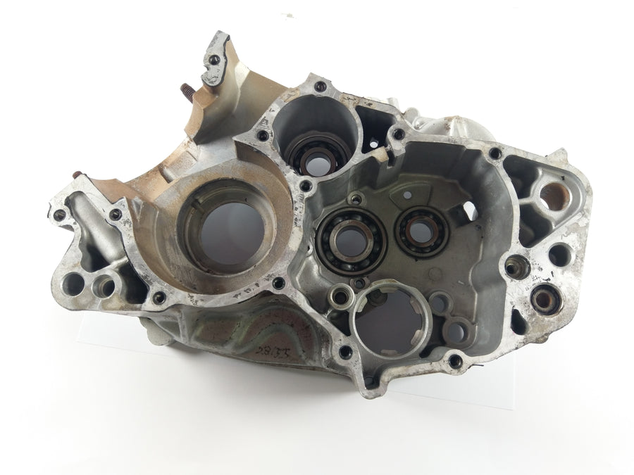 Yamaha TDR 125 5AN [1999] - Engine housing right
